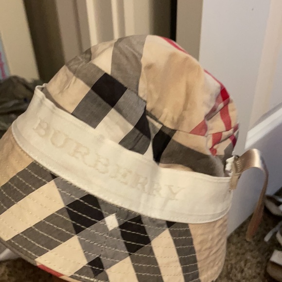 Baby Burberry bucket hat - Picture 4 of 4